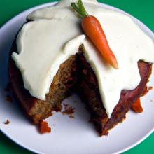 Ultimate Guide to the Best Vegan Carrot Cake with Frosting